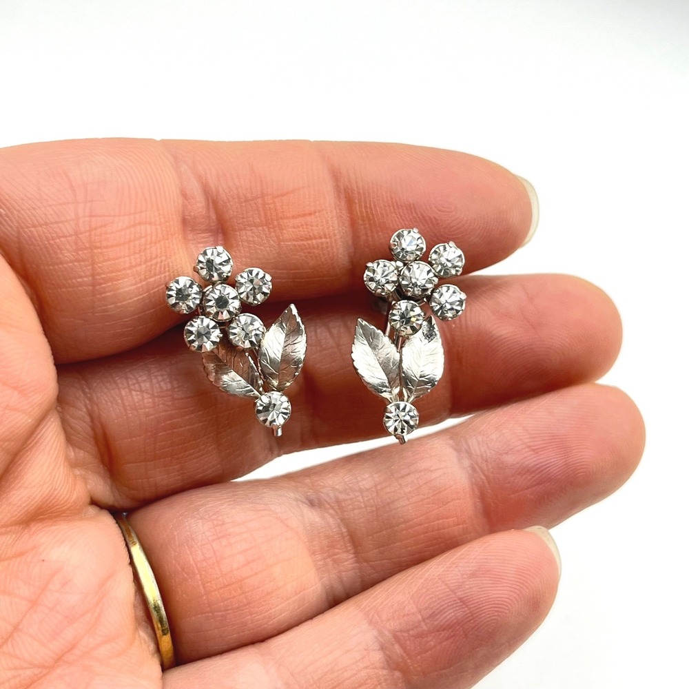 Krementz Vintage Silver Tone Floral Rhinestone Screw Back Earrings Mid Century